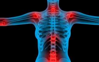 Почему может болеть спина между лопаток