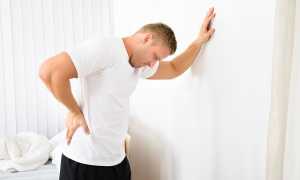 Что может у мужчины болеть правая сторона спины