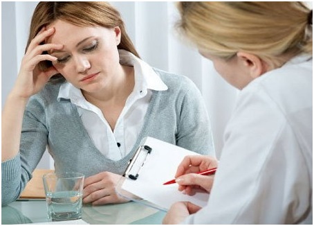 Во время овуляции сильно болит голова